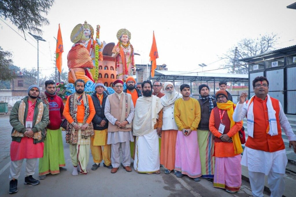 Rath Yatra — together at the rath — photo 5