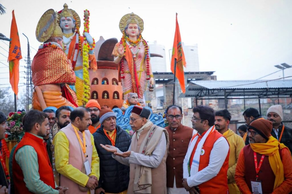 Rath Yatra — together at the rath — photo 14