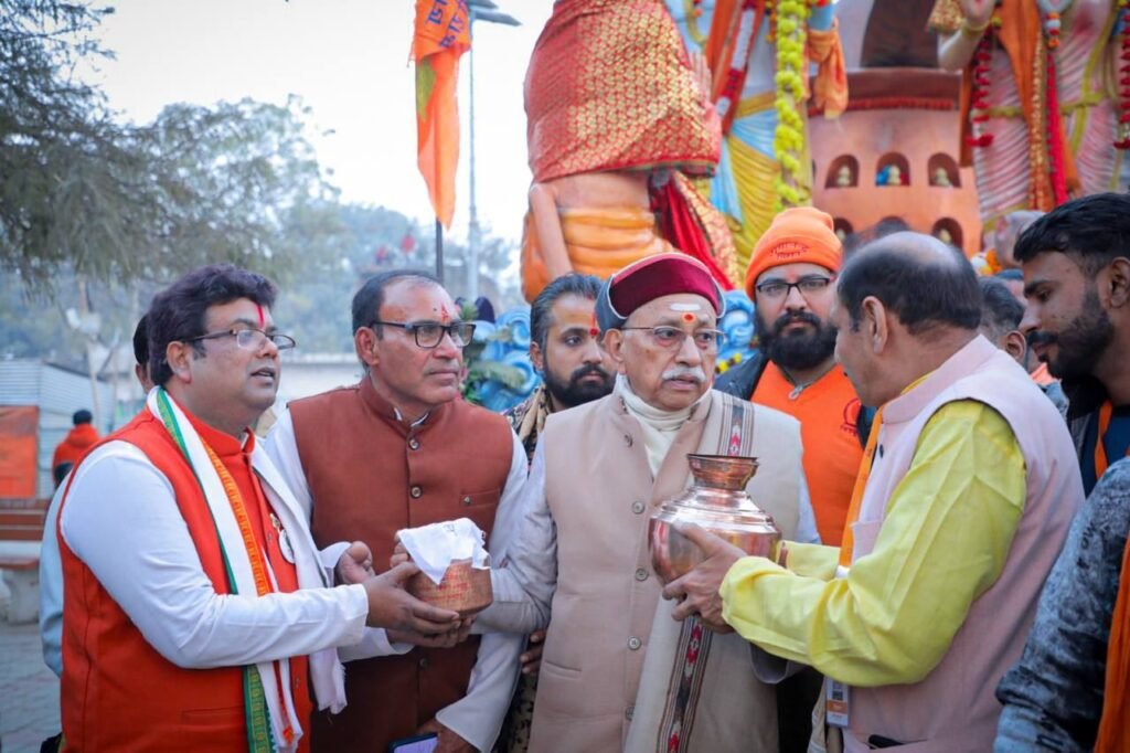 Rath Yatra — together at the rath — photo 17